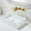 Grifo mezclador de lavado montado en la pared con doble manija de latón dorado cepillado moderno Grifo para lavabo de baño