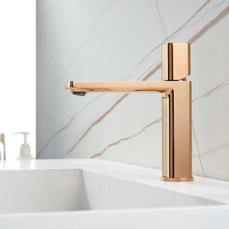 Grifo monomando de lavabo de latón montado en cubierta de una manija de oro moderno del fabricante de China para baño