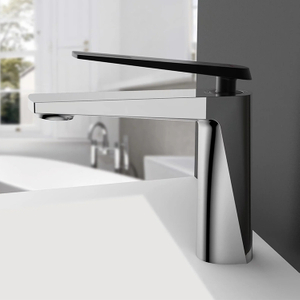 Grifo de lavabo de baño de grifo de agua de fregadero montado en cubierta de manija única de fábrica de China
