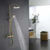 Sistema de ducha de baño montado en la pared multifunción dorado Juego de grifo de ducha termostático expuesto